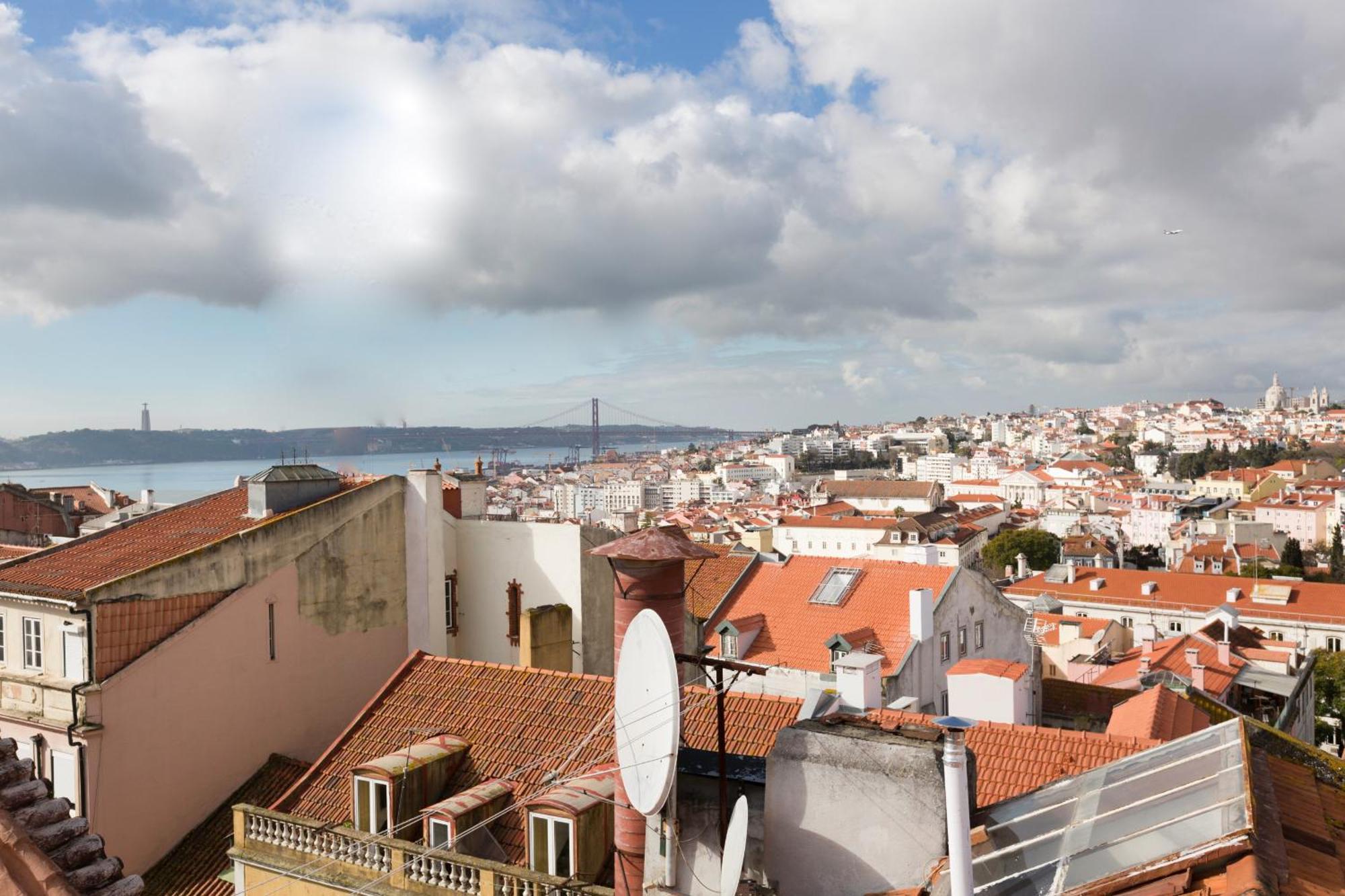 My Lx Flat Bairro Alto Design Apartments Lisbon Bagian luar foto